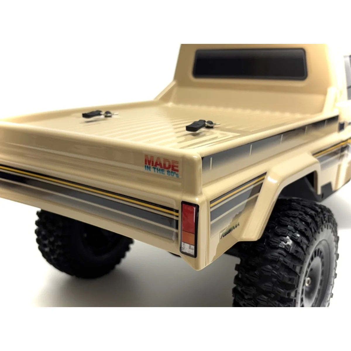 Absima Hilux Crawler CR4.4eco Sandfarben 12051 im Maßstab 1:10 Crawler RTR – Rückansicht