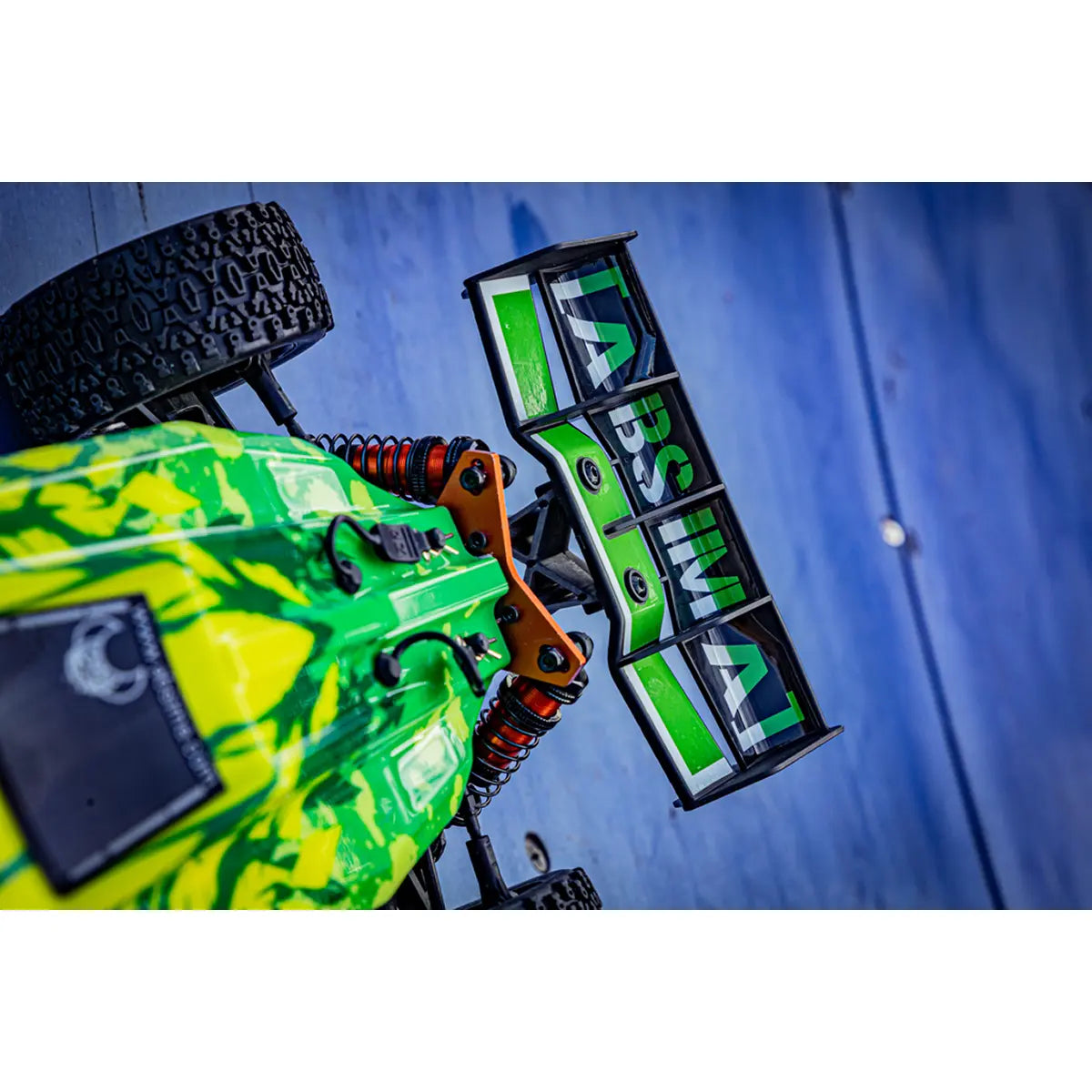 Absima Neon Furry 3S brushless Buggy 1:12 4WD RTR Grün 12121 – Heckflügel-Design