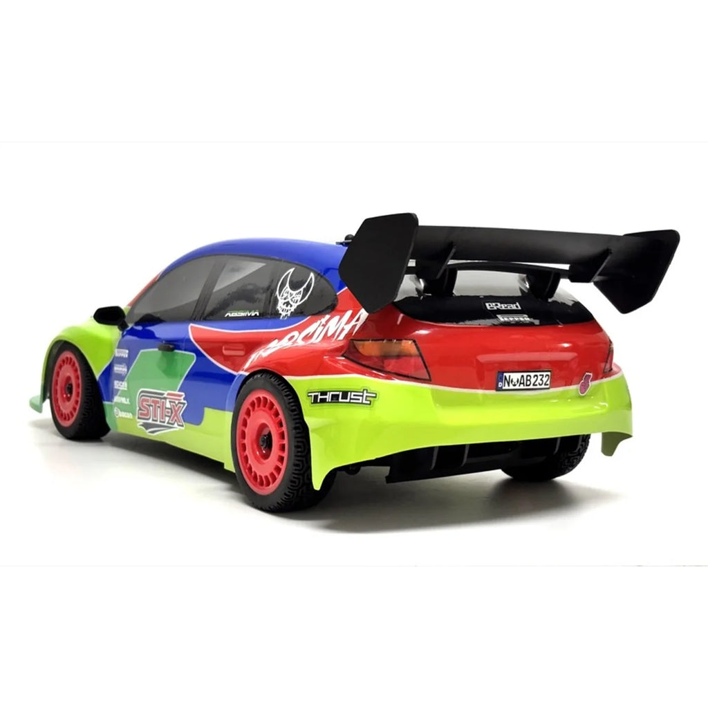 Absima STi-X Rally brushless 4WD 12234 im Maßstab 1:10 Rally RTR – Rückansicht mit Heckspoiler, neongrün und blau lackiert