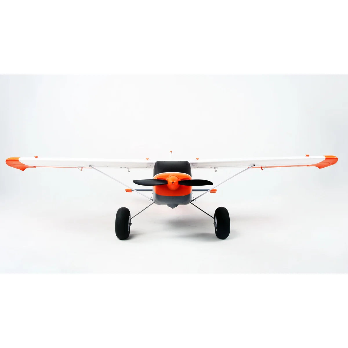 Amewi AMXPlanes Tasman 1500mm STOL EPO 24123 Flugzeug PNP – Draufsicht mit ausgebreiteten Tragflächen und Fahrwerk