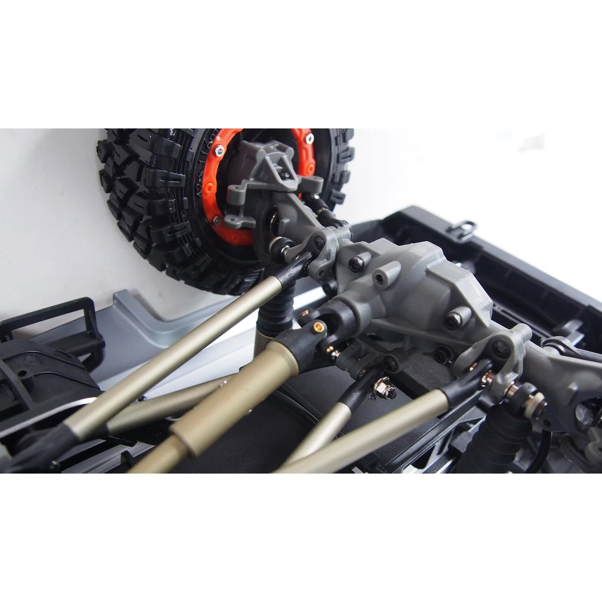 Amewi AMXRock RCX10P Scale Crawler Pick-up Grau 22435 im Maßstab 1:10 Crawler RTR – Detailansicht