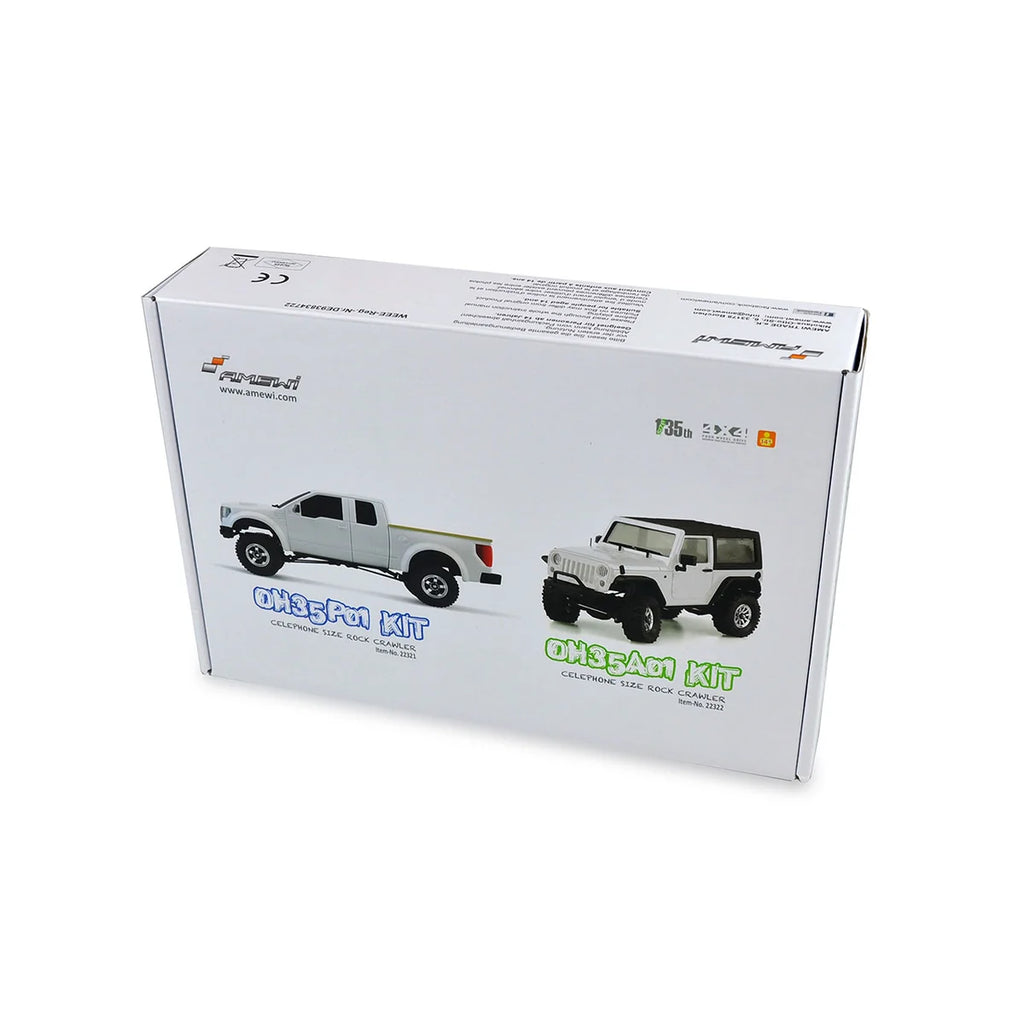 Amewi Geländewagen Scaler Bausatz 22322 im Maßstab 1:35 Crawler Bausatz – Verpackung zwei Modellfahrzeuge auf Kartonbox