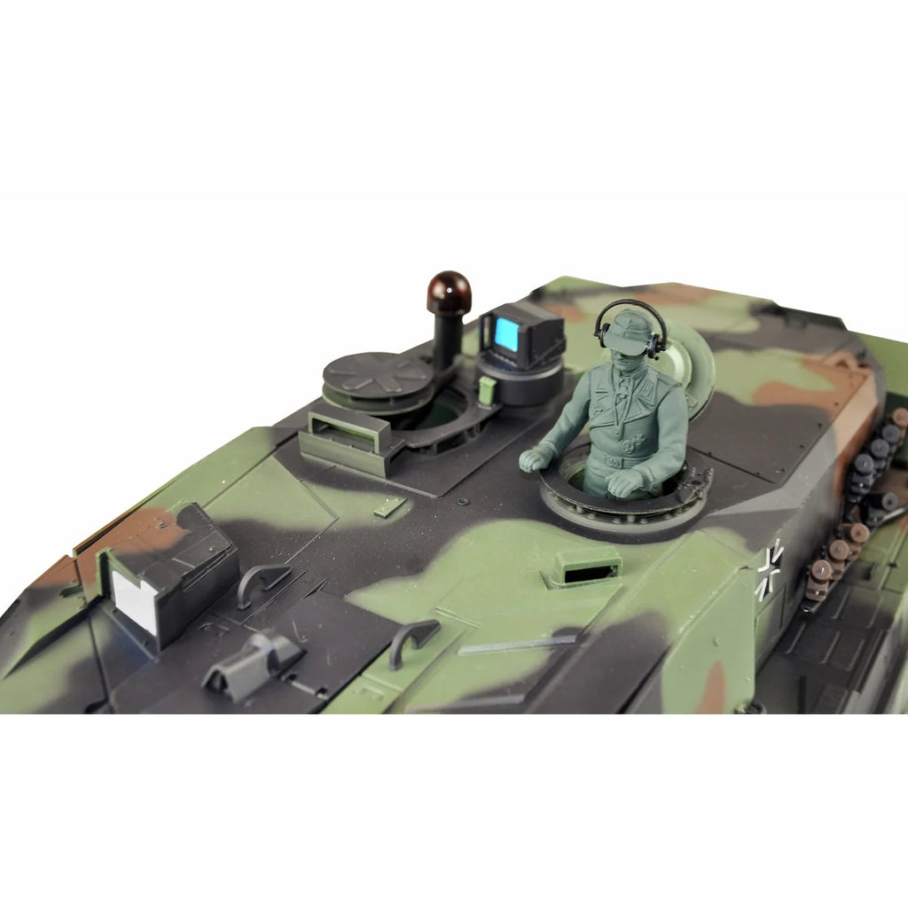 Amewi Leopard 2A6 Advanced Line IR/BB 23112 im Maßstab 1:16 Panzer RTR – Draufsicht