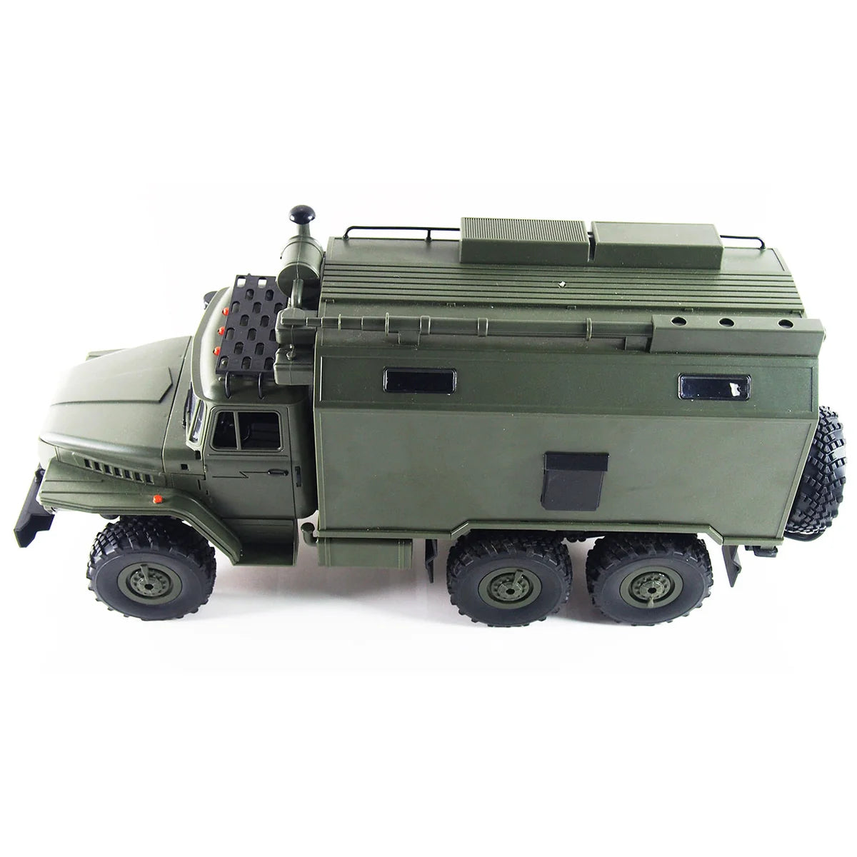 Amewi Ural B36 Militär Lkw 6WD grün 22371 im Maßstab 1:16 Truck RTR – Seitenansicht
