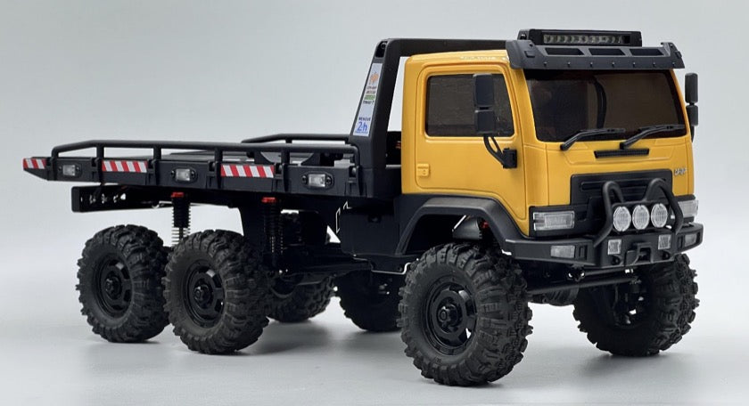 Hobby Plus CR18P Arktos 6x6 V1.5 Crawler 1:18 RTR Sandfarben HBP1810601 – Schrägansicht vorne