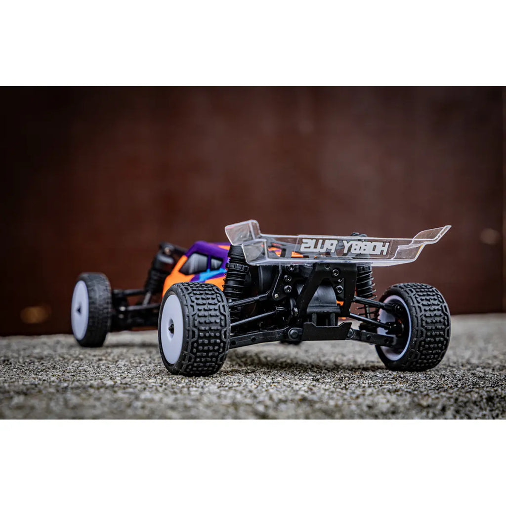Hobby Plus Speck-B RC Buggy 1:24 2WD RTR Orange HBP2410250-C2 – Heckansicht im Freien