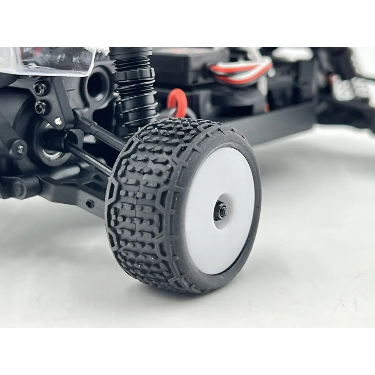 Hobby Plus Speck-B RC Buggy 1:24 2WD RTR Beige HBP2410250-C1 – Räder und Aufhängung