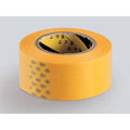 Killerbody Maskier- & Ablebeband KB48064 Zubehör – Detailansicht Rolle mit gelbem Maskierband, Perforationen sichtbar
