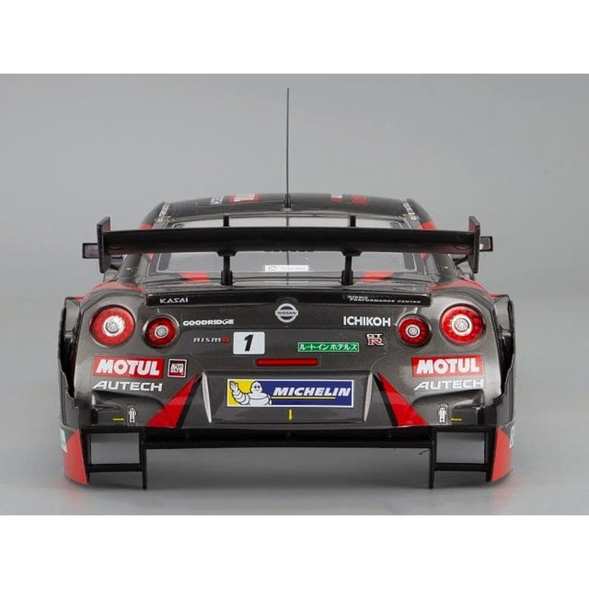 Killerbody Motul Alutech GT-R NISMO R35 Karosserie lackiert KB48662 im Maßstab 1:10 Touring Car & Onroad – Rückansicht