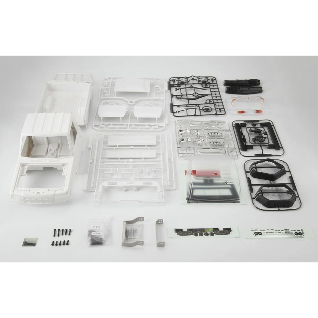 Killerbody Toyota LC70 Hardbody-Karosserie weiß/DIY (TRX-4 323mm) KB48732 im Maßstab 1:10 Crawler – Lieferumfang und Zubehör